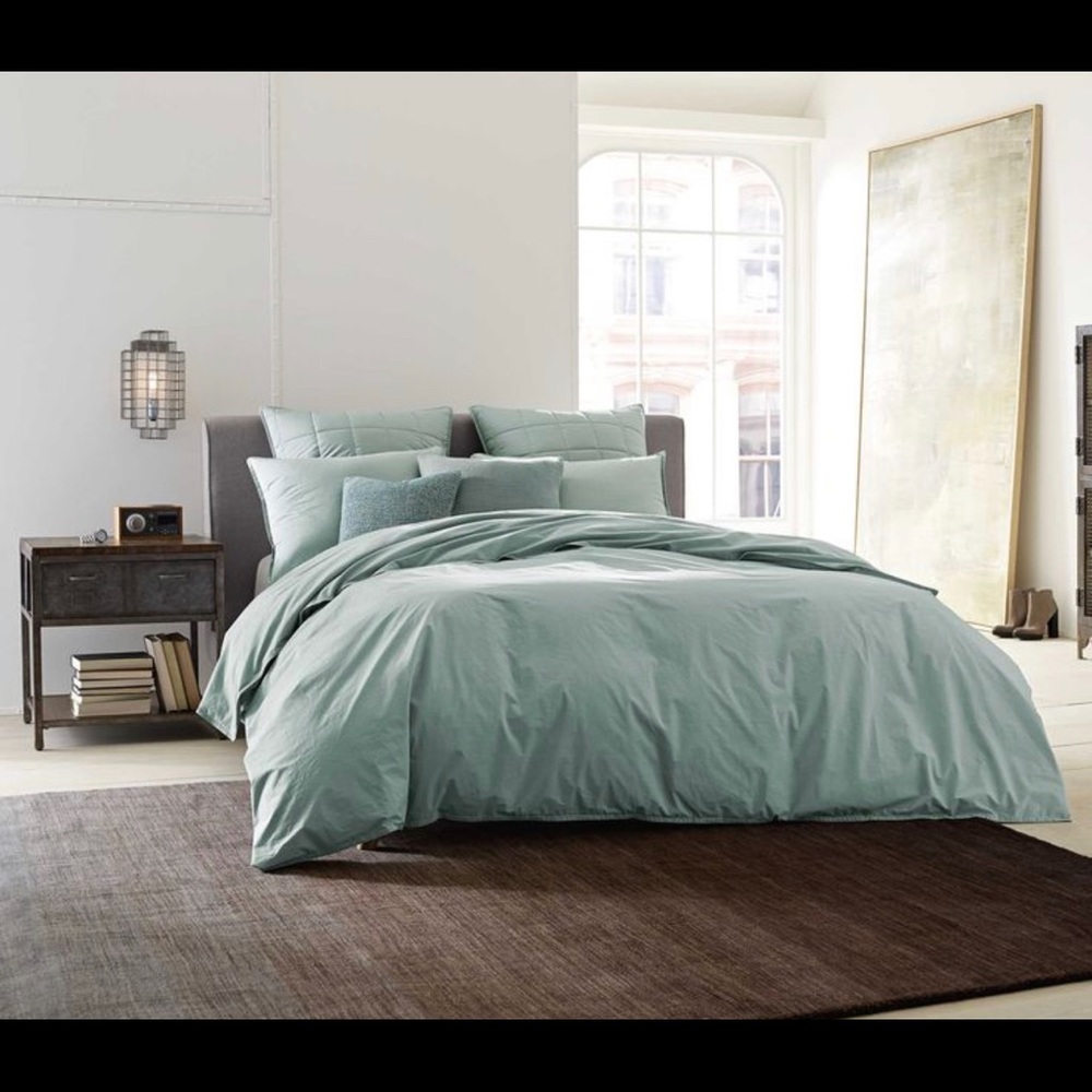 One (1) Kenneth Cole Escape Standard Sham in Celadon
